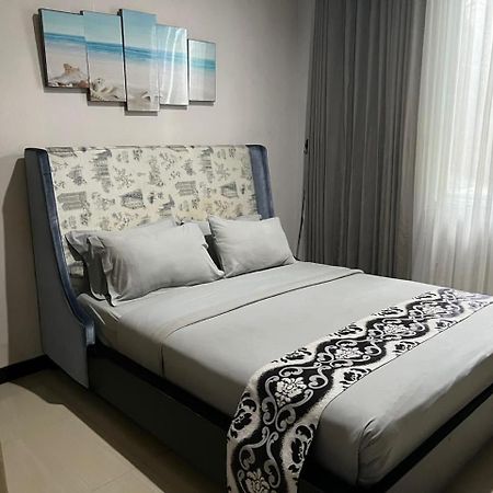 Avilla Puncak Esterno foto