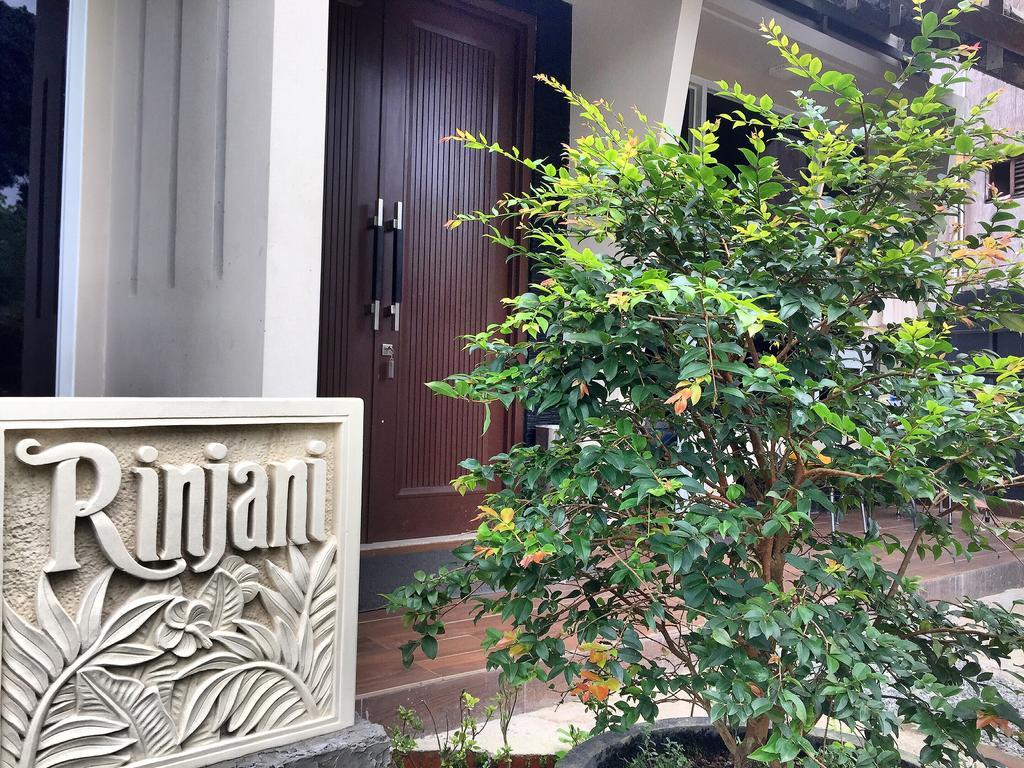 Avilla Puncak Esterno foto